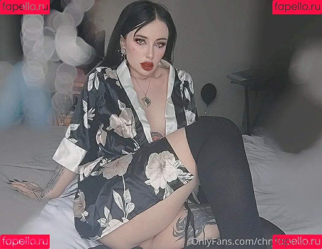 chrysilunafree Onlyfans Photo Gallery 