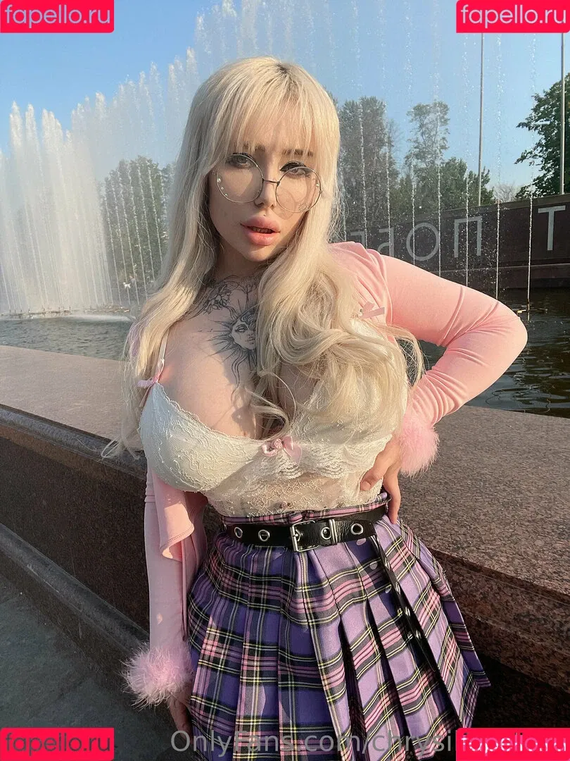 chrysilunafree Onlyfans Photo Gallery 