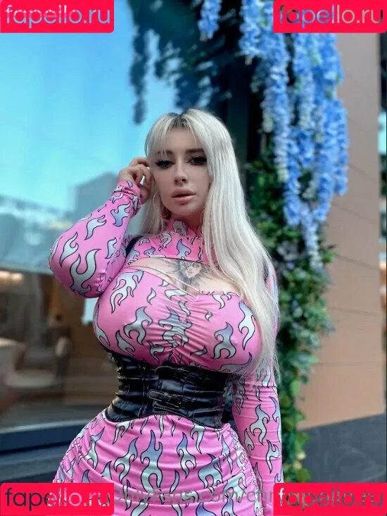 chrysilunafree Onlyfans Photo Gallery 