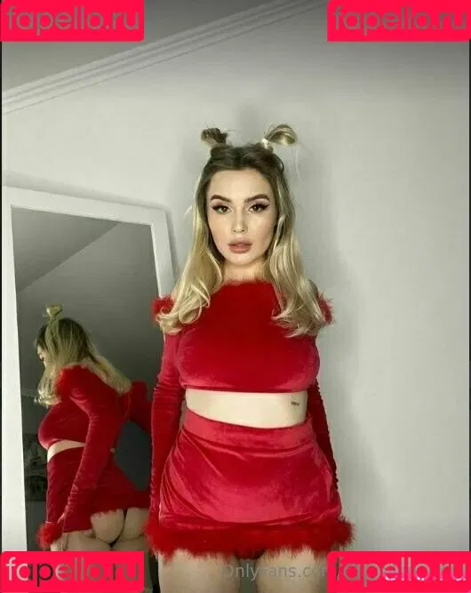 chrysilunafree Onlyfans Photo Gallery 