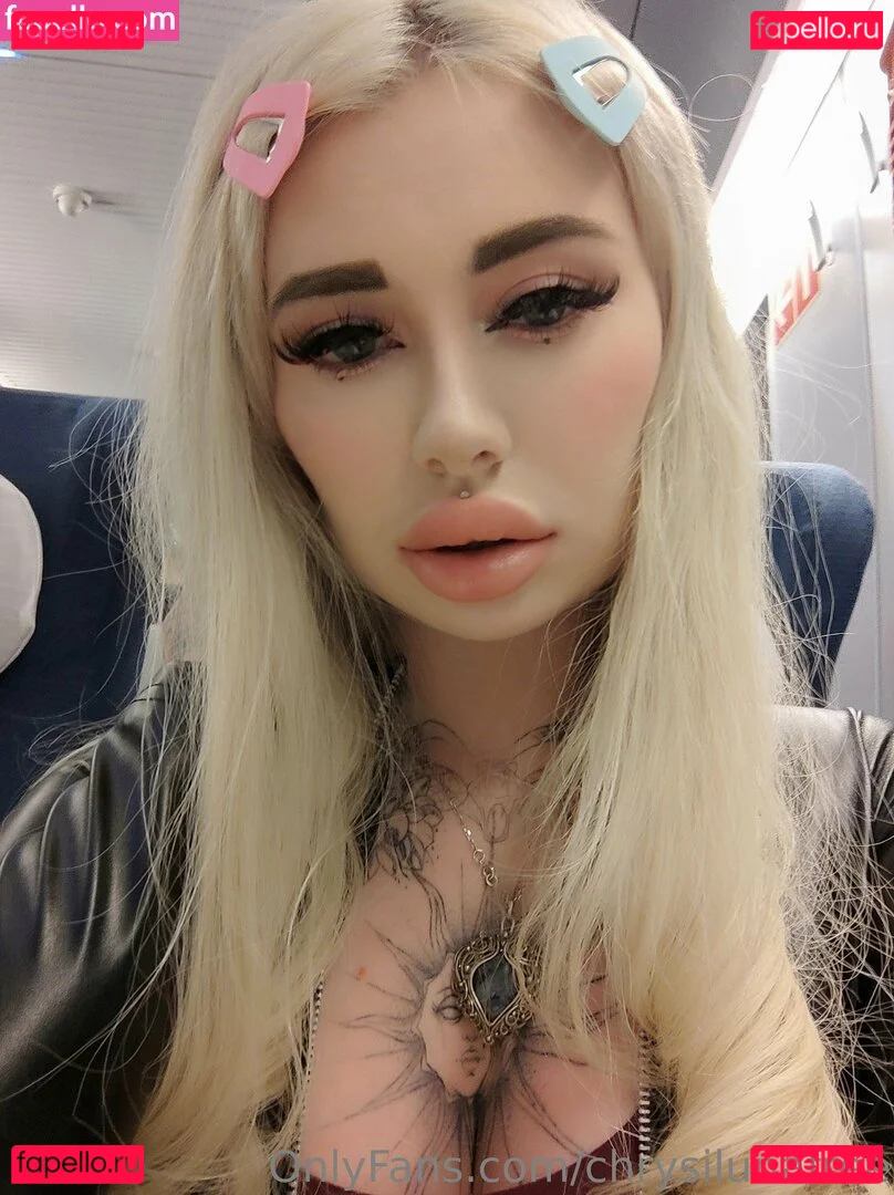 chrysilunafree Onlyfans Photo Gallery 