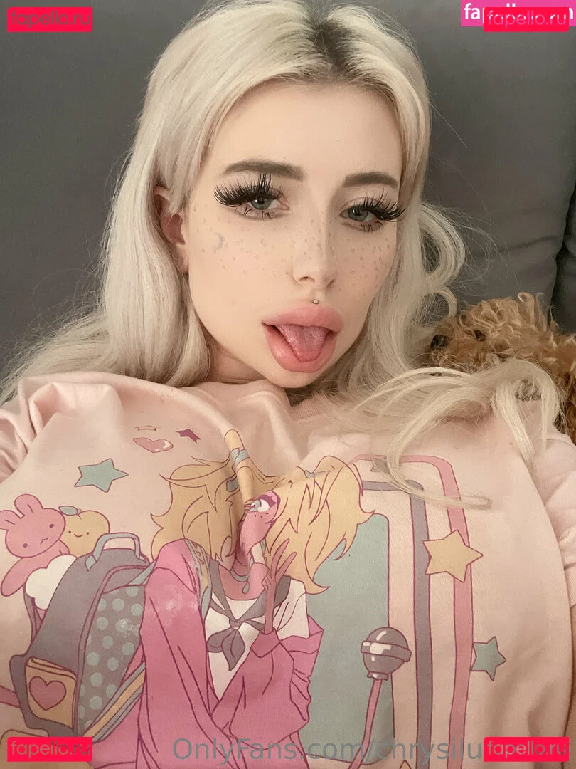 chrysilunafree Onlyfans Photo Gallery 