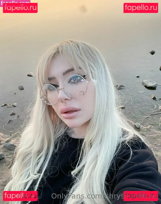 chrysilunafree Onlyfans Photo Gallery 