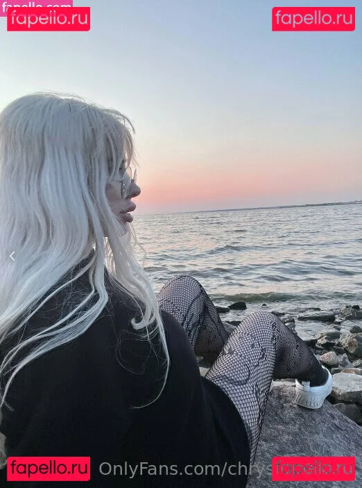 chrysilunafree Onlyfans Photo Gallery 