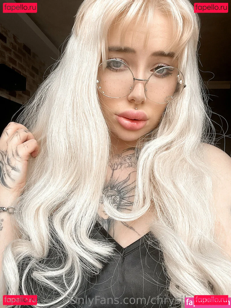 chrysilunafree Onlyfans Photo Gallery 