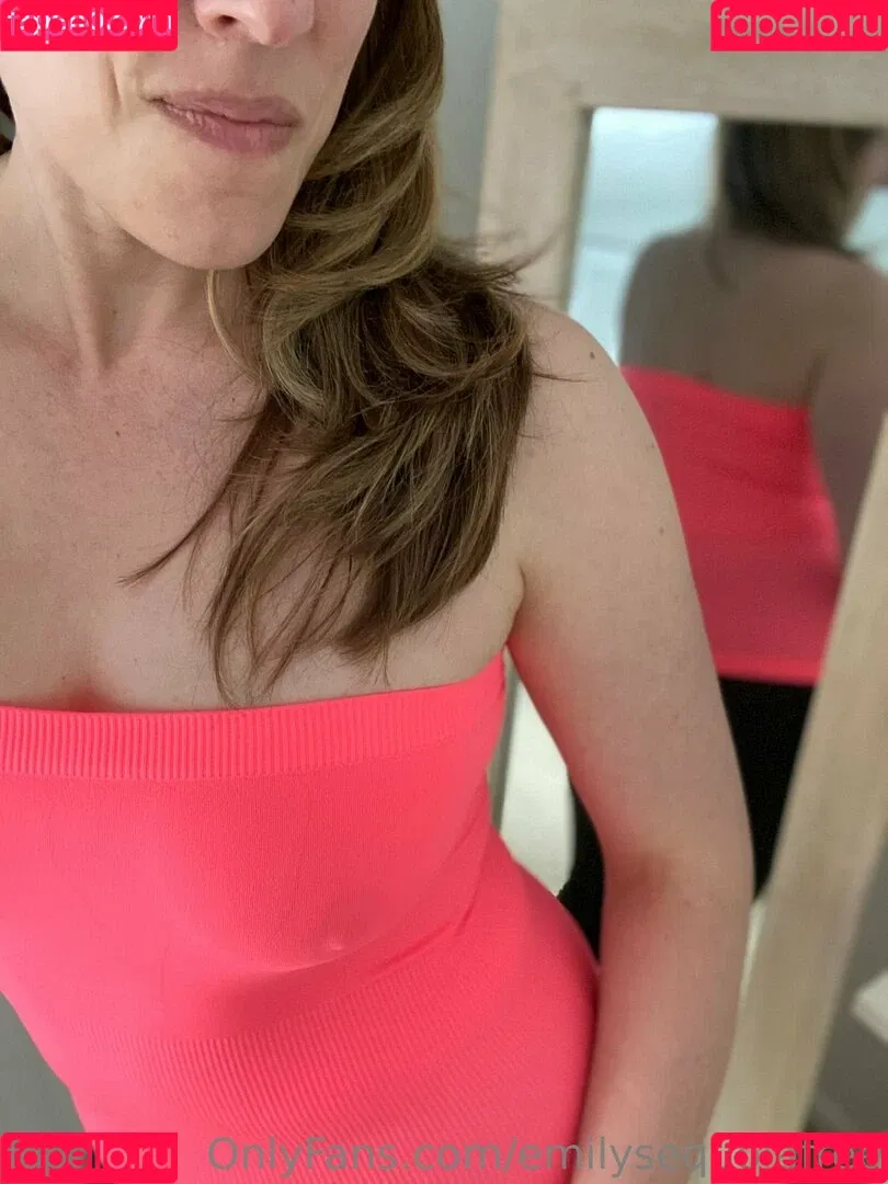 emilysequoiafree Onlyfans Photo Gallery 