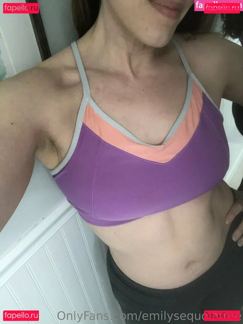 emilysequoiafree Onlyfans Photo Gallery 