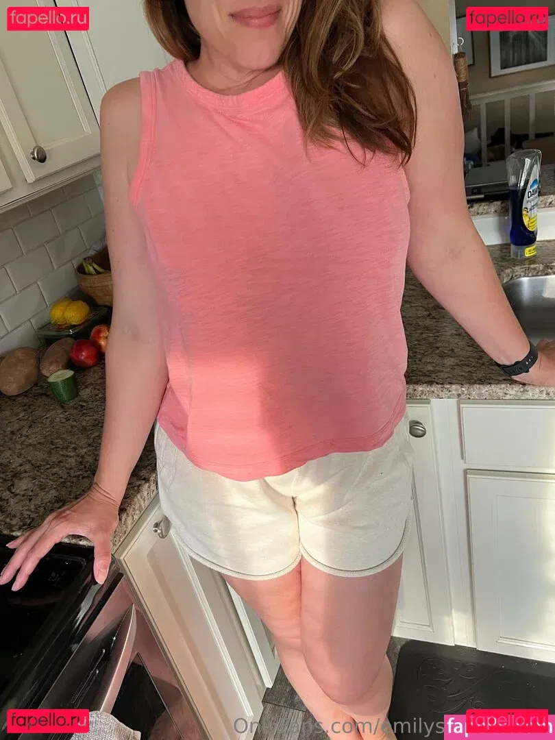 emilysequoiafree Onlyfans Photo Gallery 