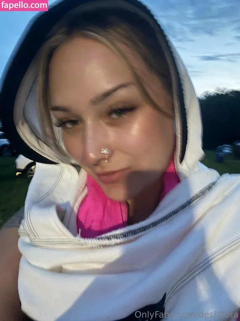 desi.flora Onlyfans Photo Gallery 