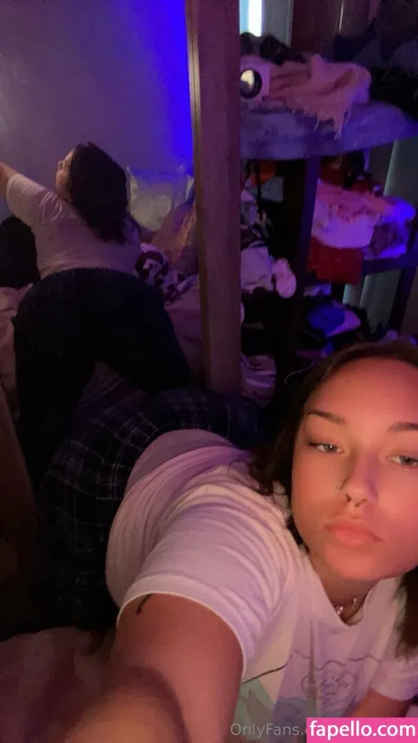 desi.flora Onlyfans Photo Gallery 