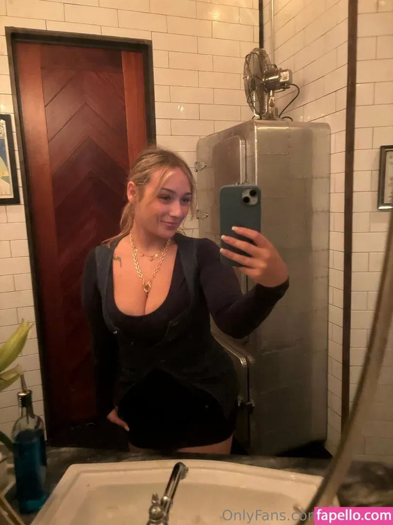 desi.flora Onlyfans Photo Gallery 