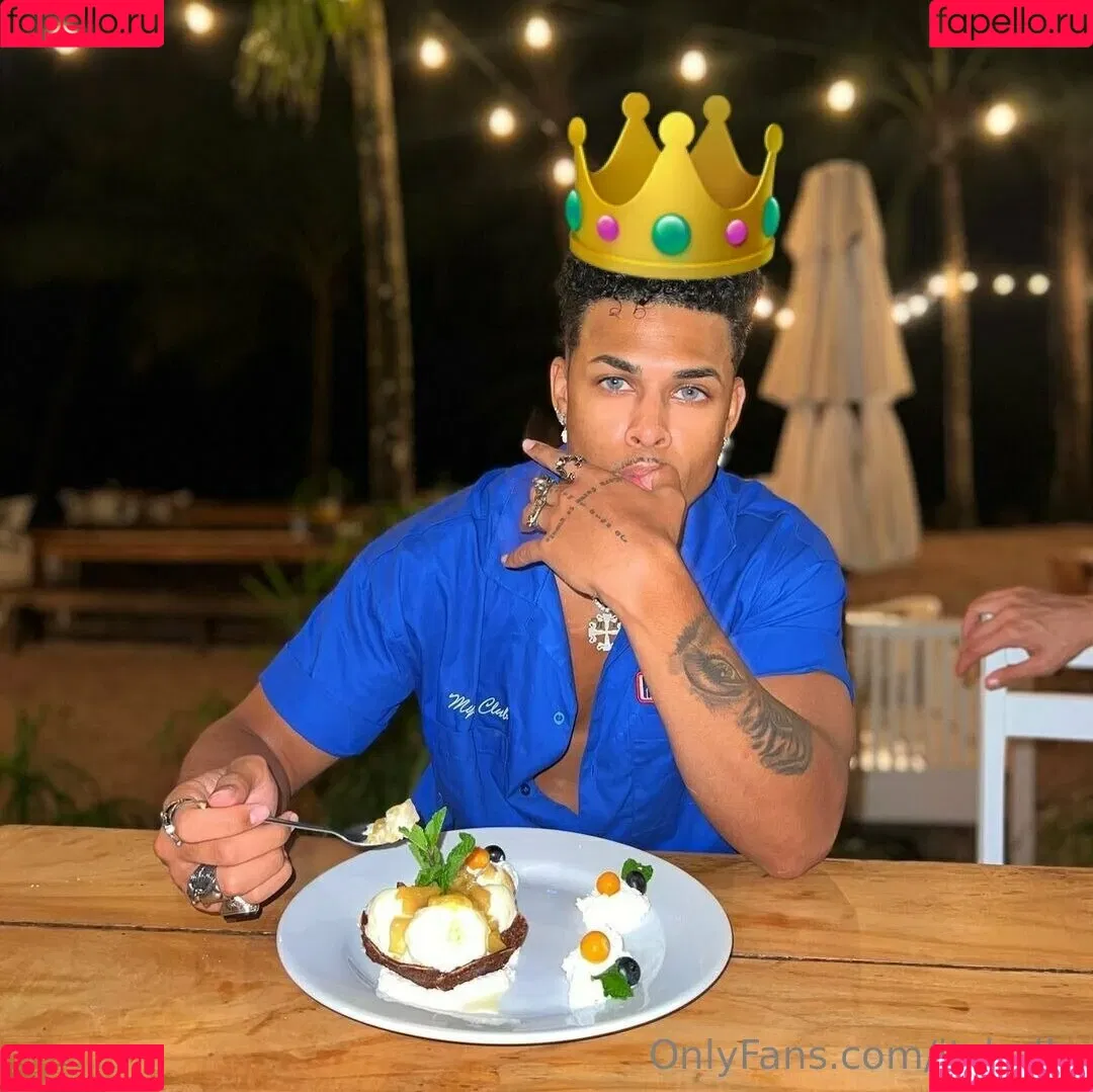 itsballo Onlyfans Photo Gallery 