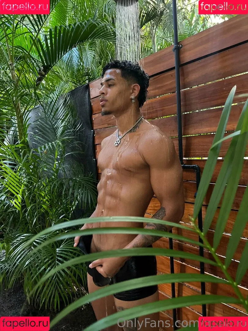 itsballo Onlyfans Photo Gallery 