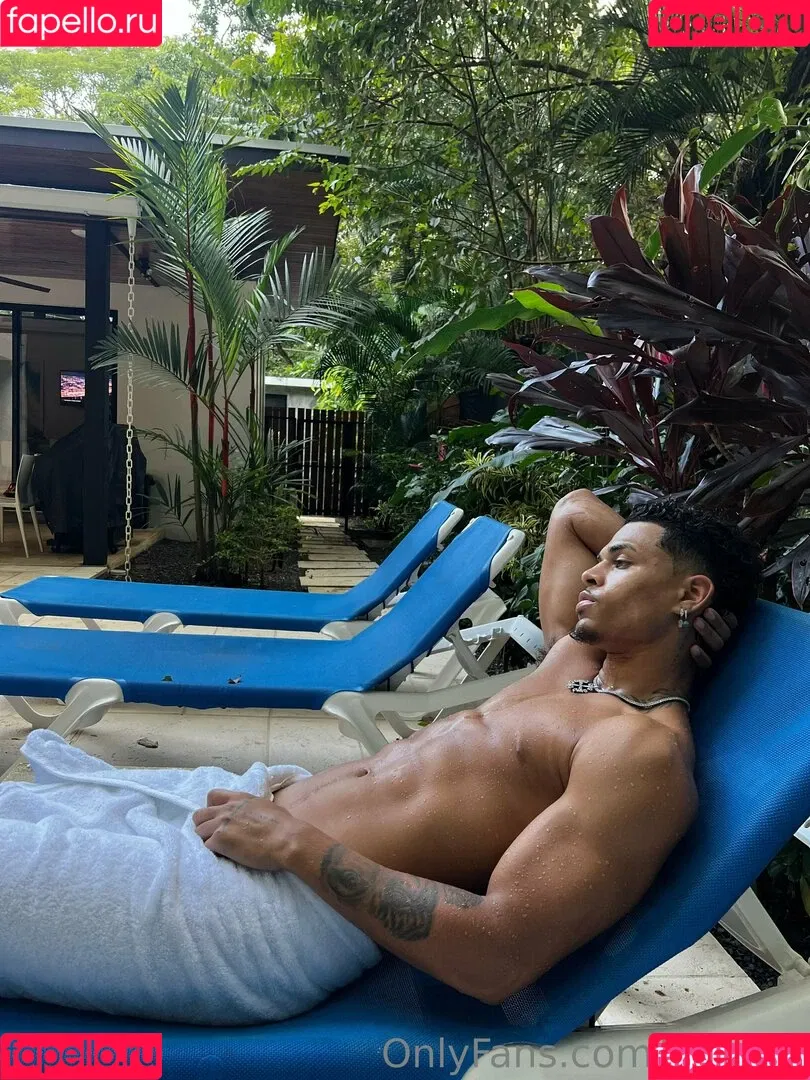 itsballo Onlyfans Photo Gallery 