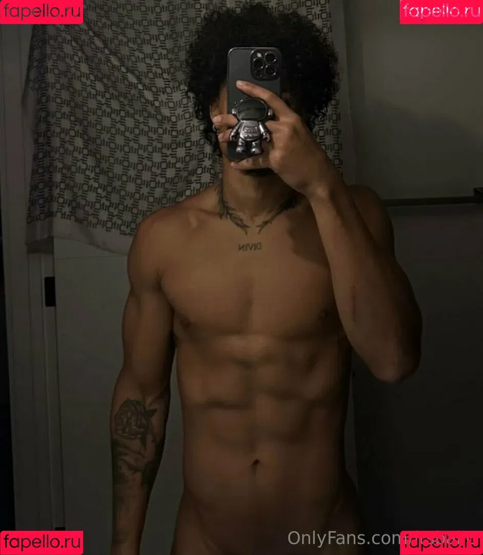 itsballo Onlyfans Photo Gallery 
