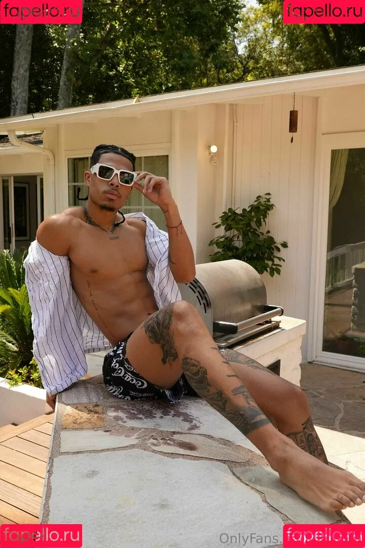 itsballo Onlyfans Photo Gallery 