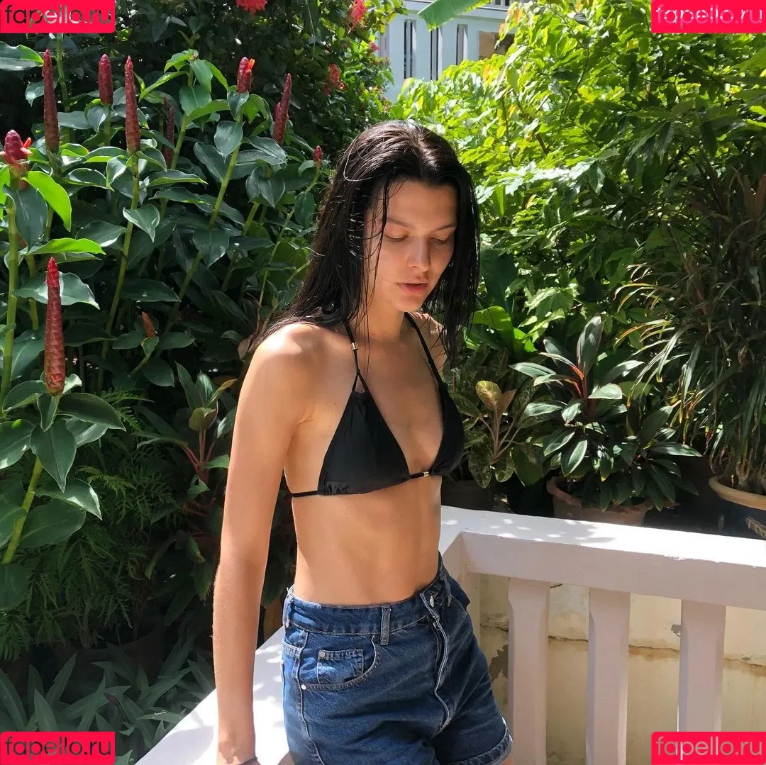 Sasha Zotova Onlyfans Photo Gallery 
