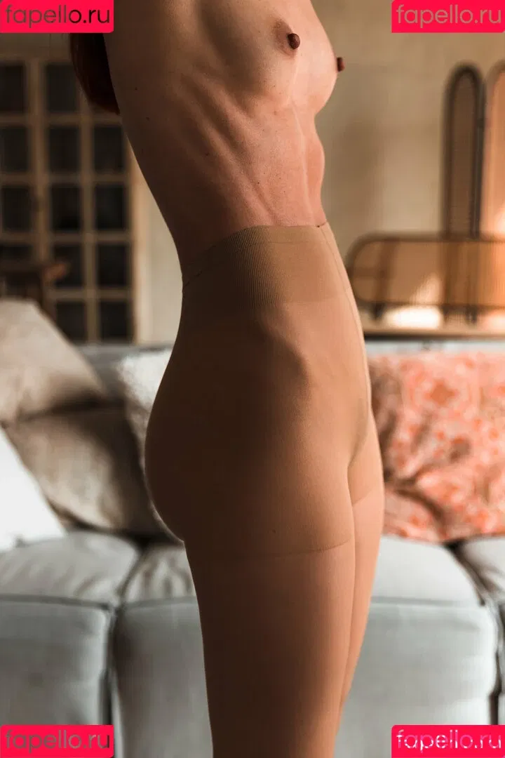 Noemi Kovacs Onlyfans Photo Gallery 