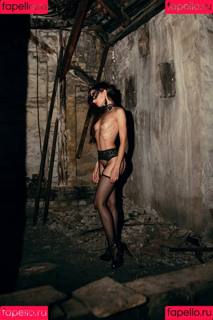 Noemi Kovacs Onlyfans Photo Gallery 