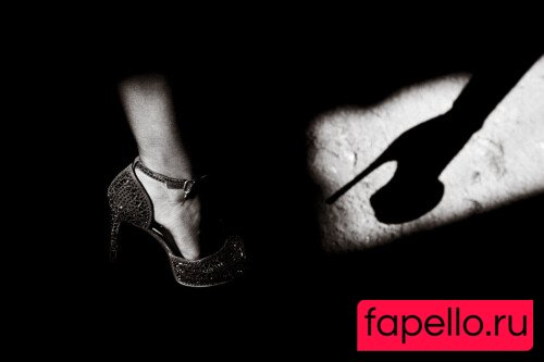 Noemi Kovacs Onlyfans Photo Gallery 