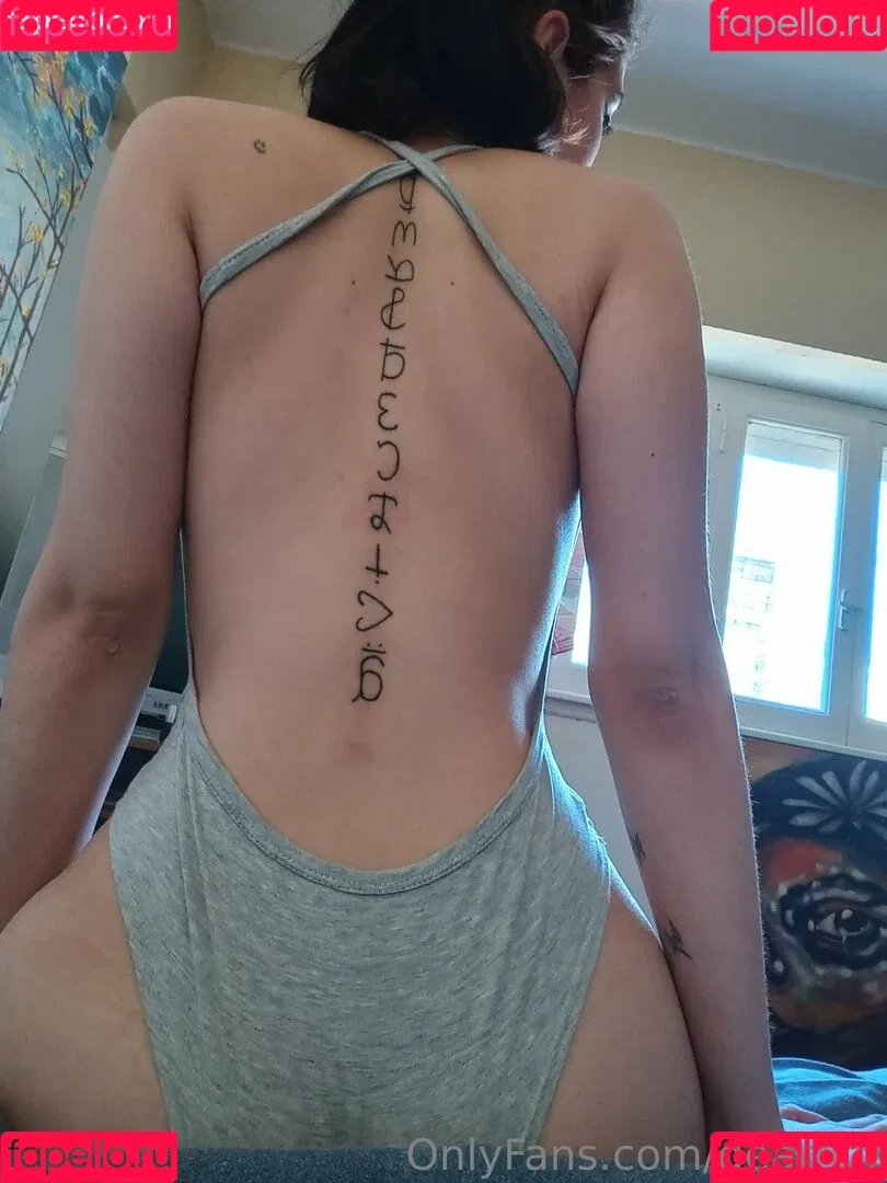 dearflorr Onlyfans Photo Gallery 