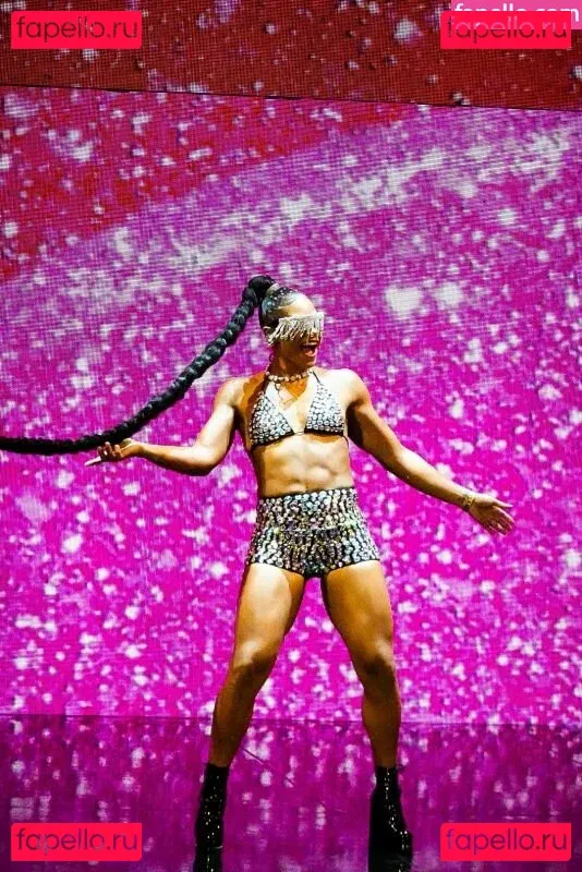 Bianca Belair Onlyfans Photo Gallery 