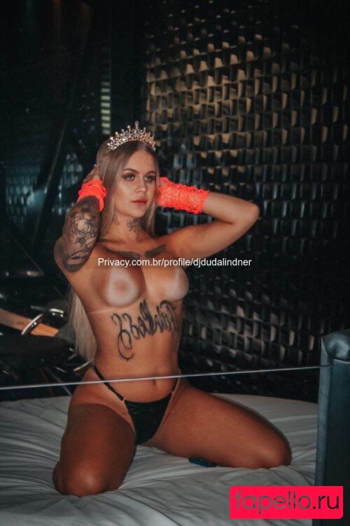 DJ Duda Lindner Nude Onlyfans Photo 6