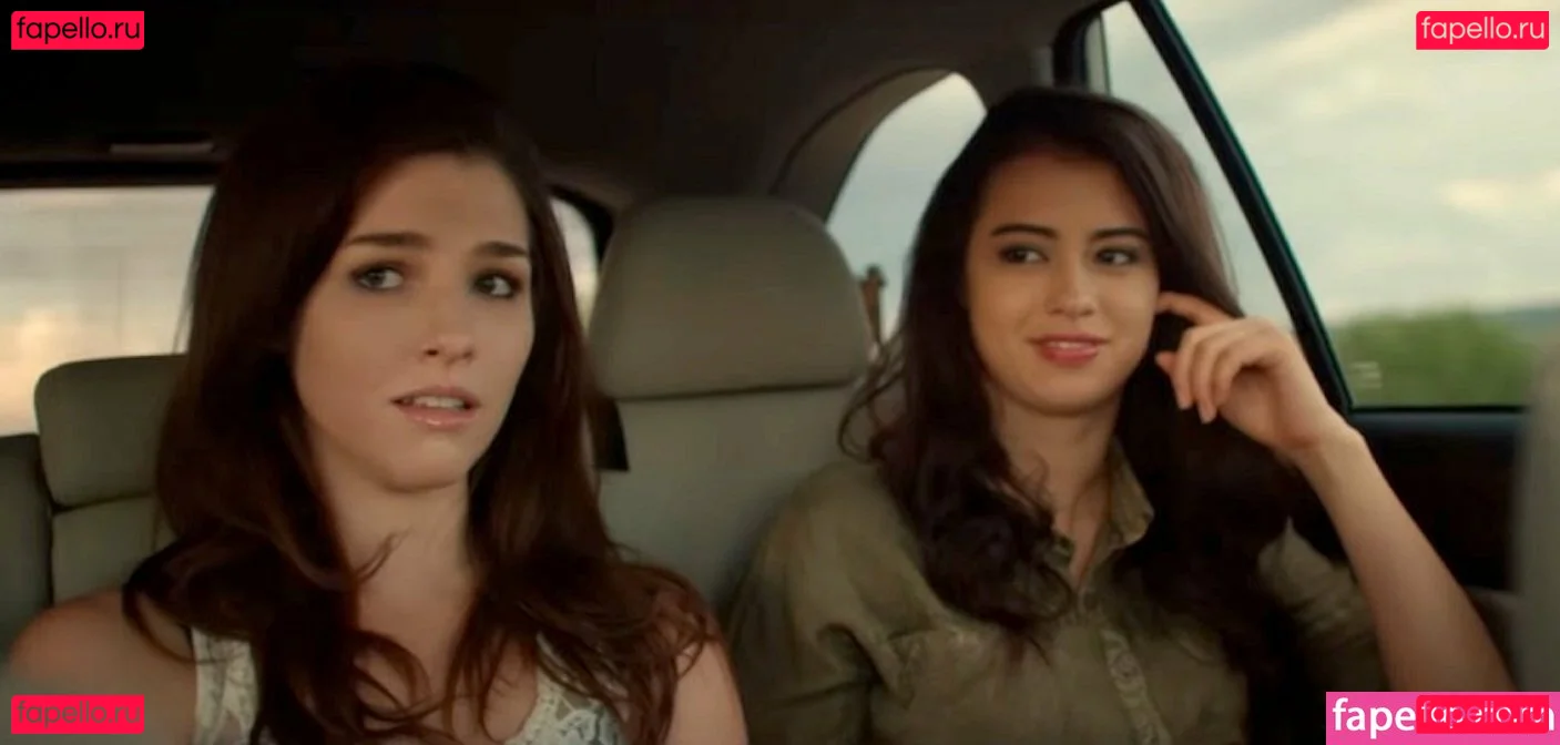 Amber Midthunder Onlyfans Photo Gallery 