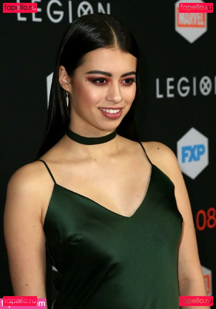 Amber Midthunder Onlyfans Photo Gallery 