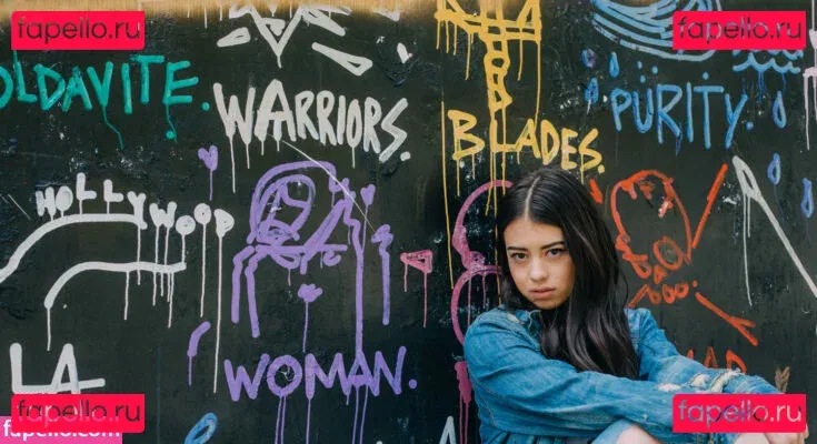 Amber Midthunder Onlyfans Photo Gallery 