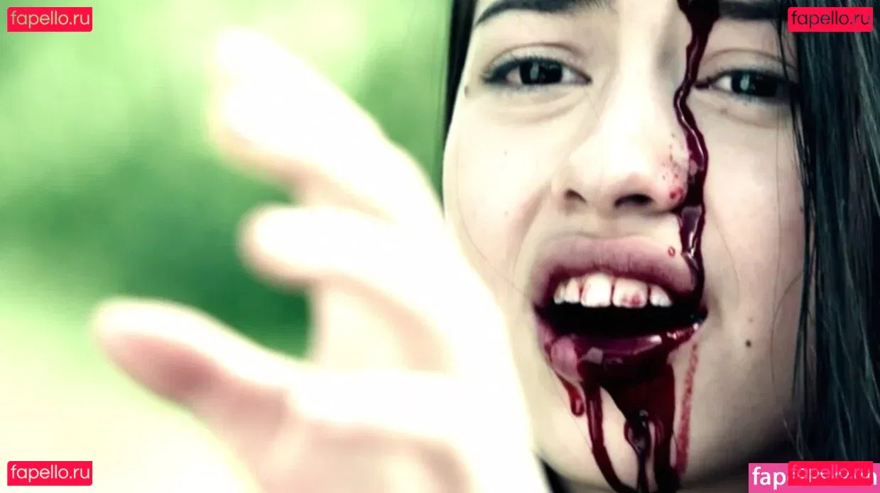 Amber Midthunder Onlyfans Photo Gallery 