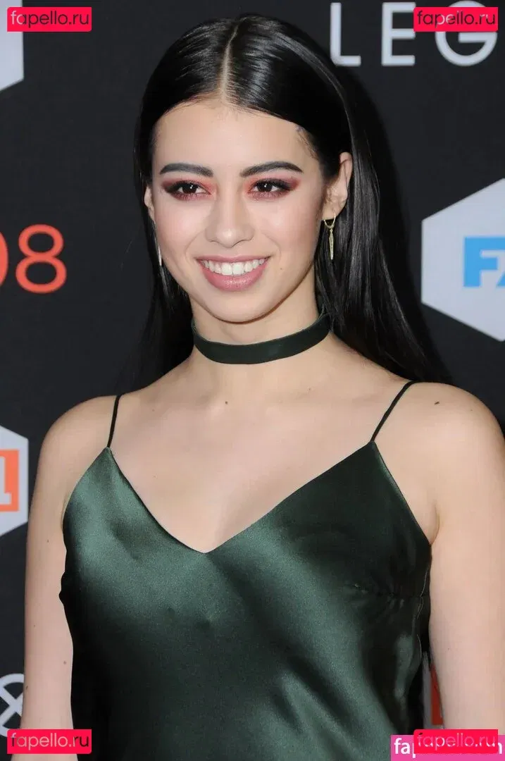 Amber Midthunder Onlyfans Photo Gallery 