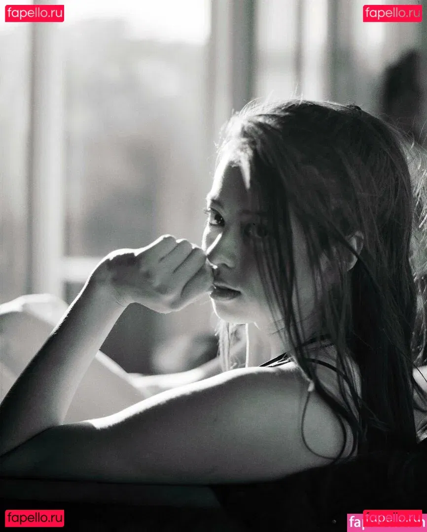 Amber Midthunder Onlyfans Photo Gallery 