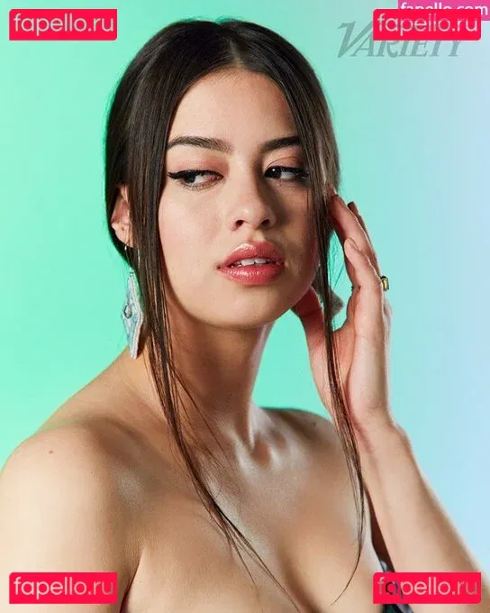 Amber Midthunder Onlyfans Photo Gallery 