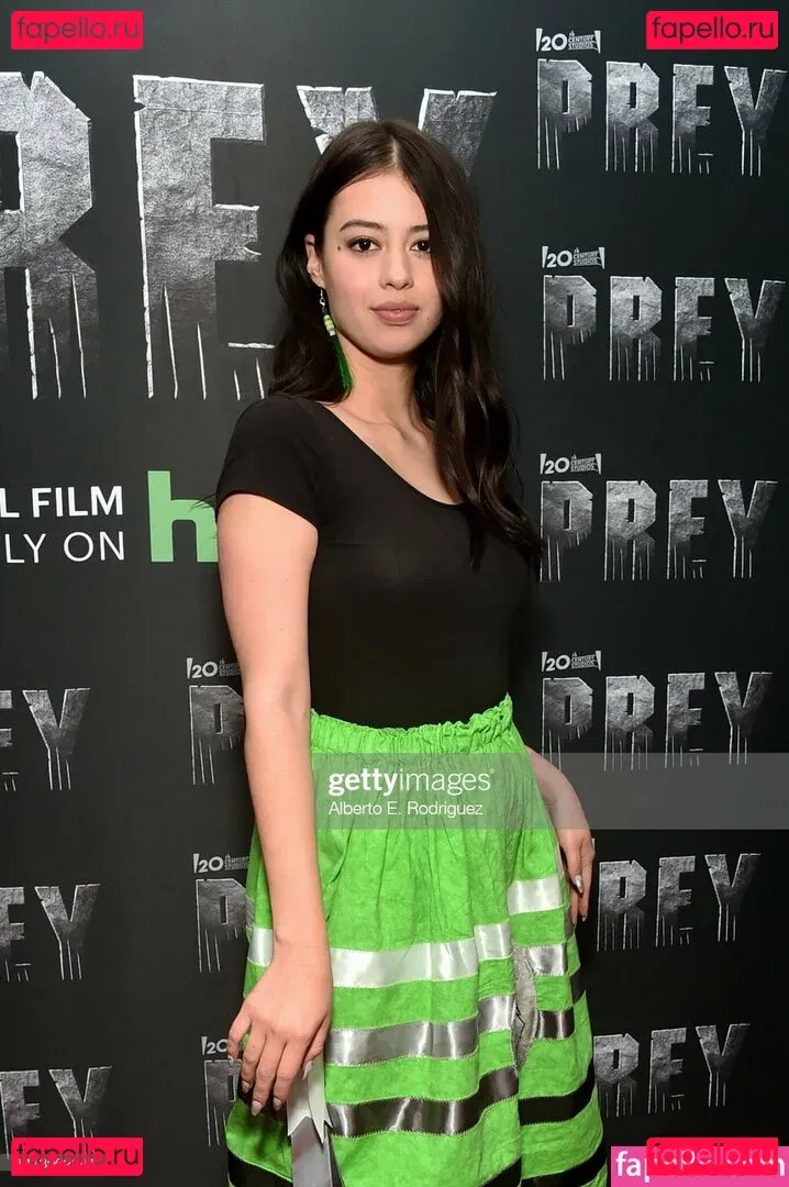 Amber Midthunder Onlyfans Photo Gallery 