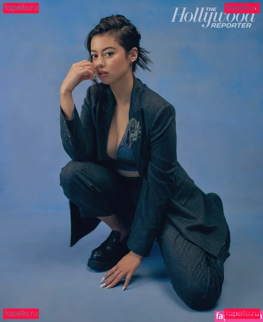 Amber Midthunder Onlyfans Photo Gallery 