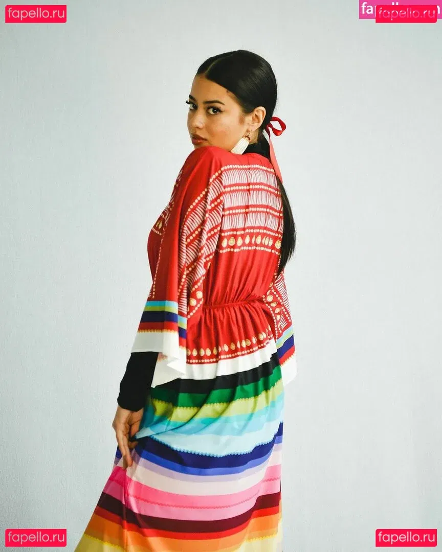 Amber Midthunder Onlyfans Photo Gallery 