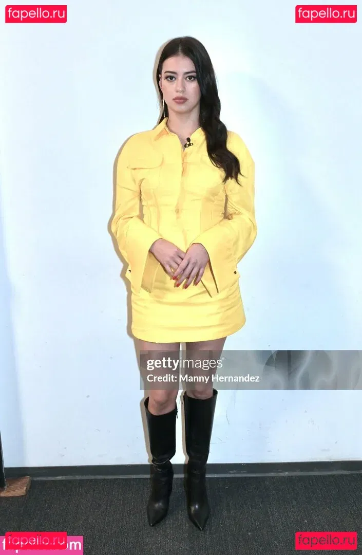 Amber Midthunder Onlyfans Photo Gallery 