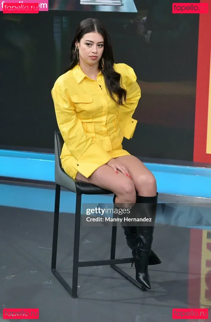 Amber Midthunder Onlyfans Photo Gallery 