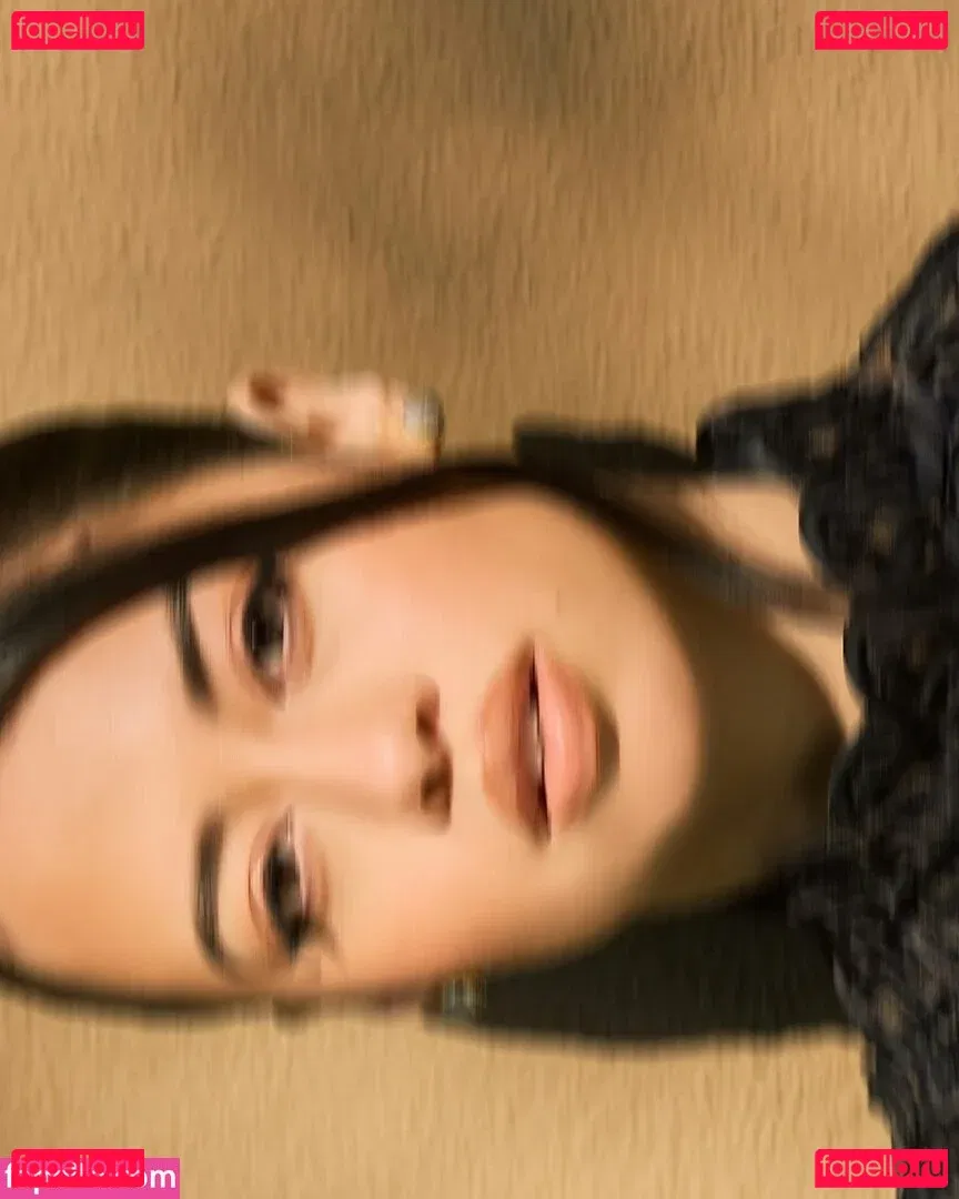 Amber Midthunder Onlyfans Photo Gallery 