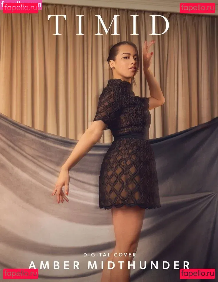 Amber Midthunder Onlyfans Photo Gallery 