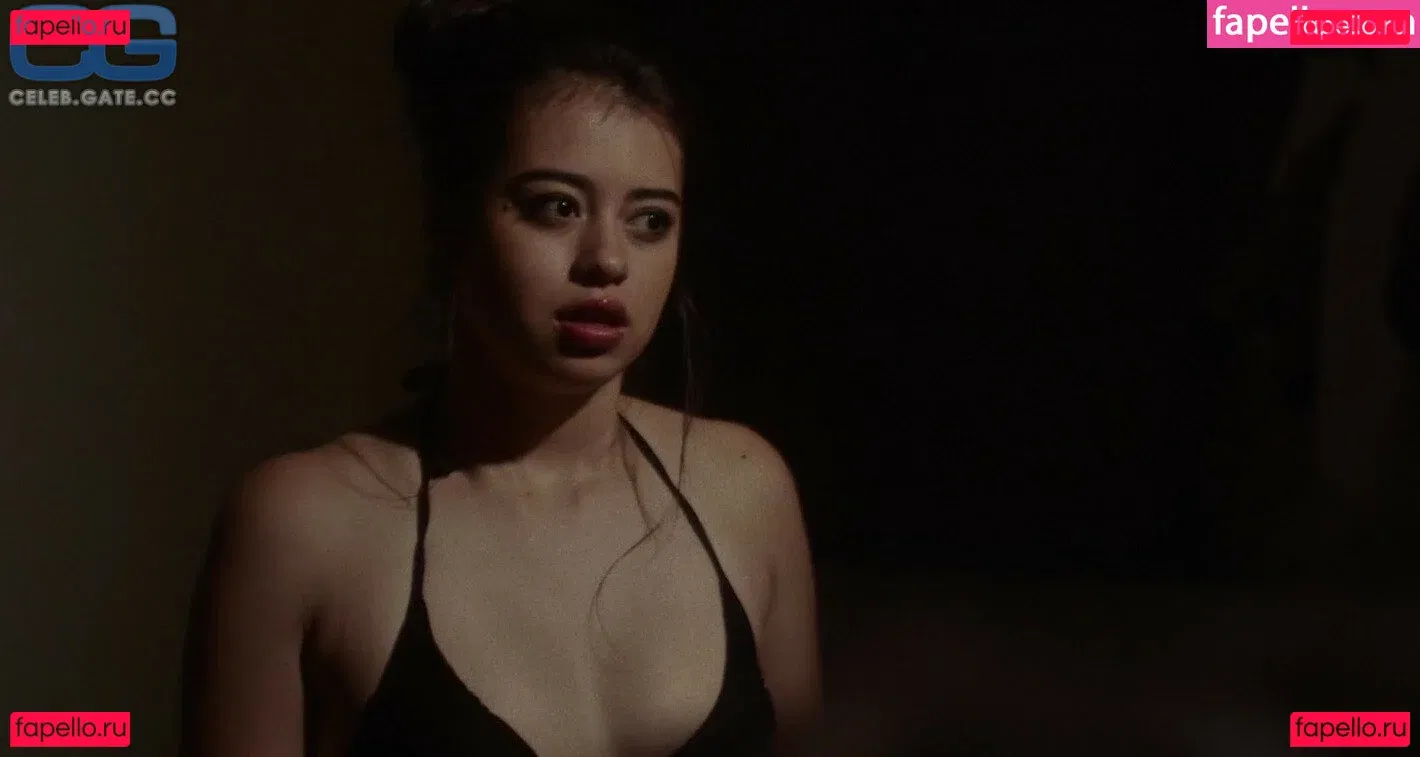 Amber Midthunder Onlyfans Photo Gallery 