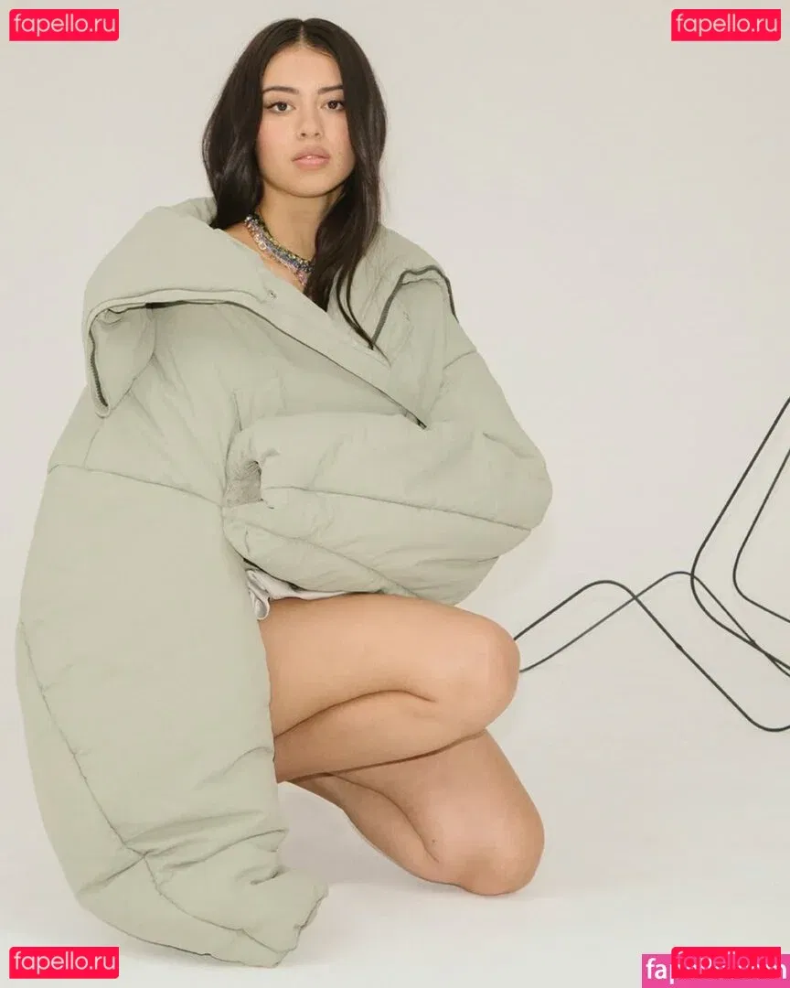 Amber Midthunder Onlyfans Photo Gallery 