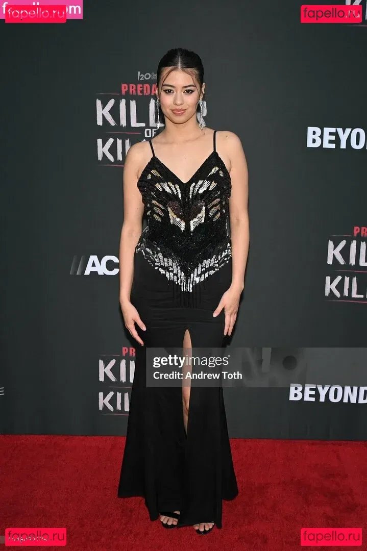 Amber Midthunder Onlyfans Photo Gallery 