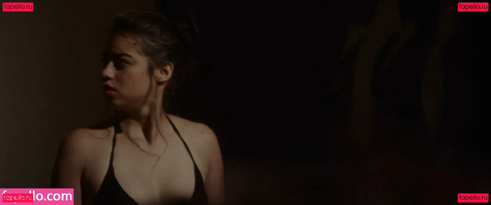 Amber Midthunder Onlyfans Photo Gallery 