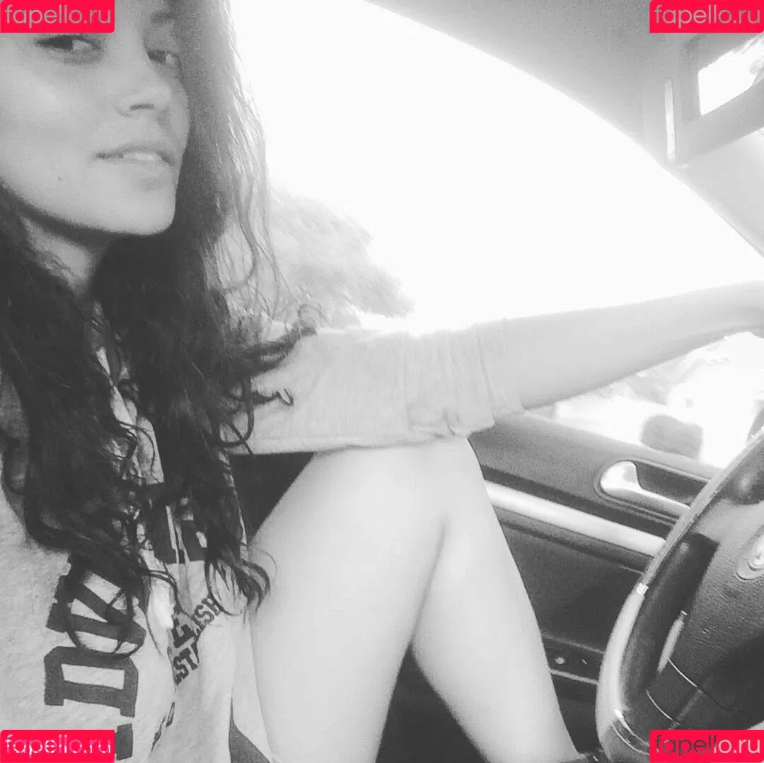 Gabrielle Walsh Onlyfans Photo Gallery 