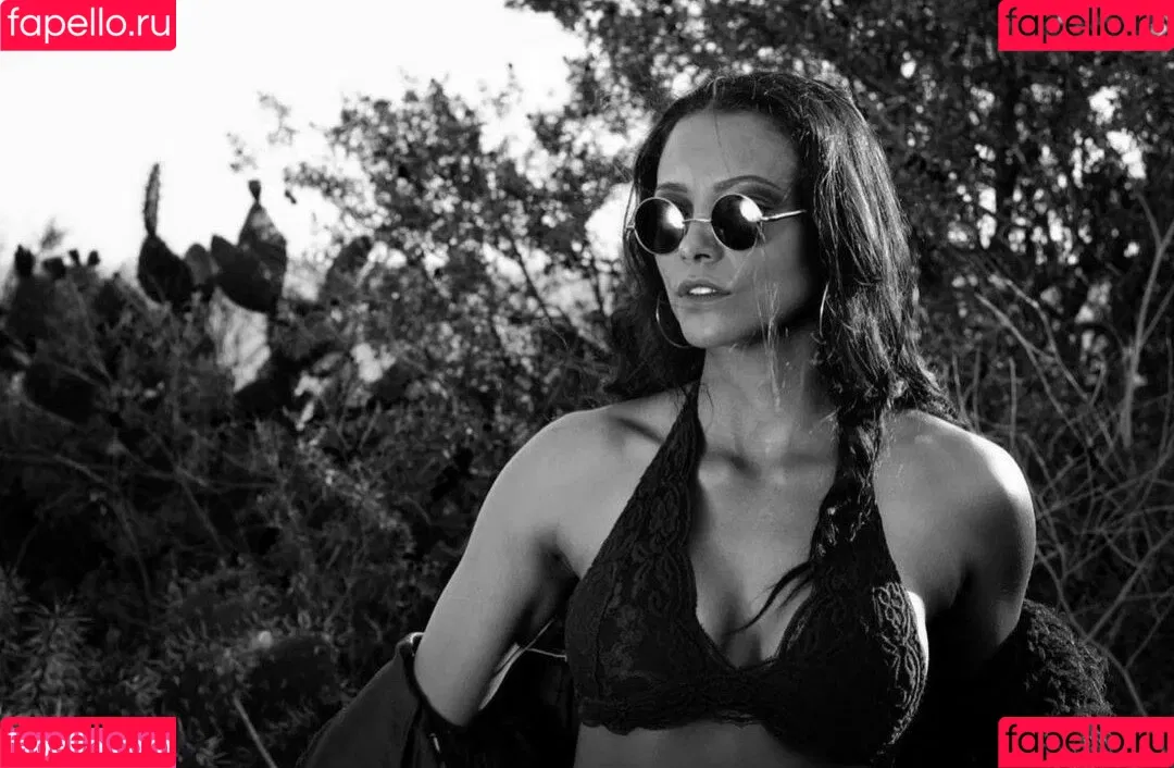 Gabrielle Walsh Onlyfans Photo Gallery 