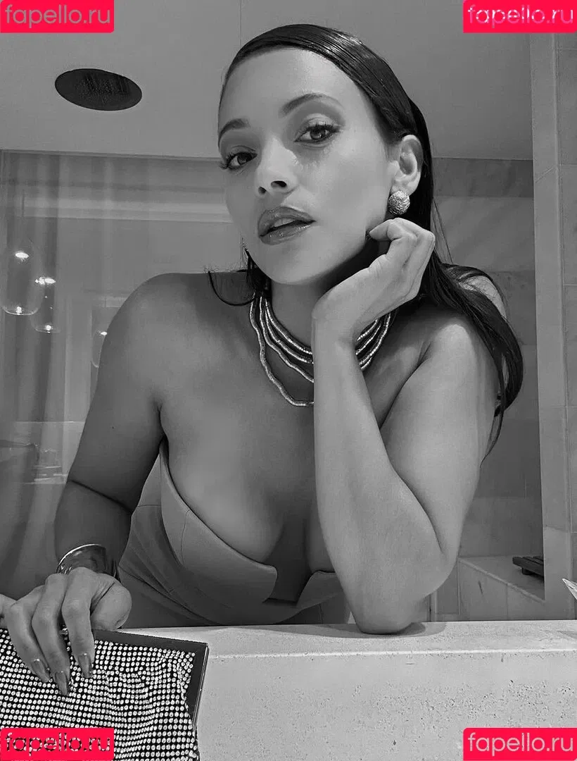 Gabrielle Walsh Onlyfans Photo Gallery 