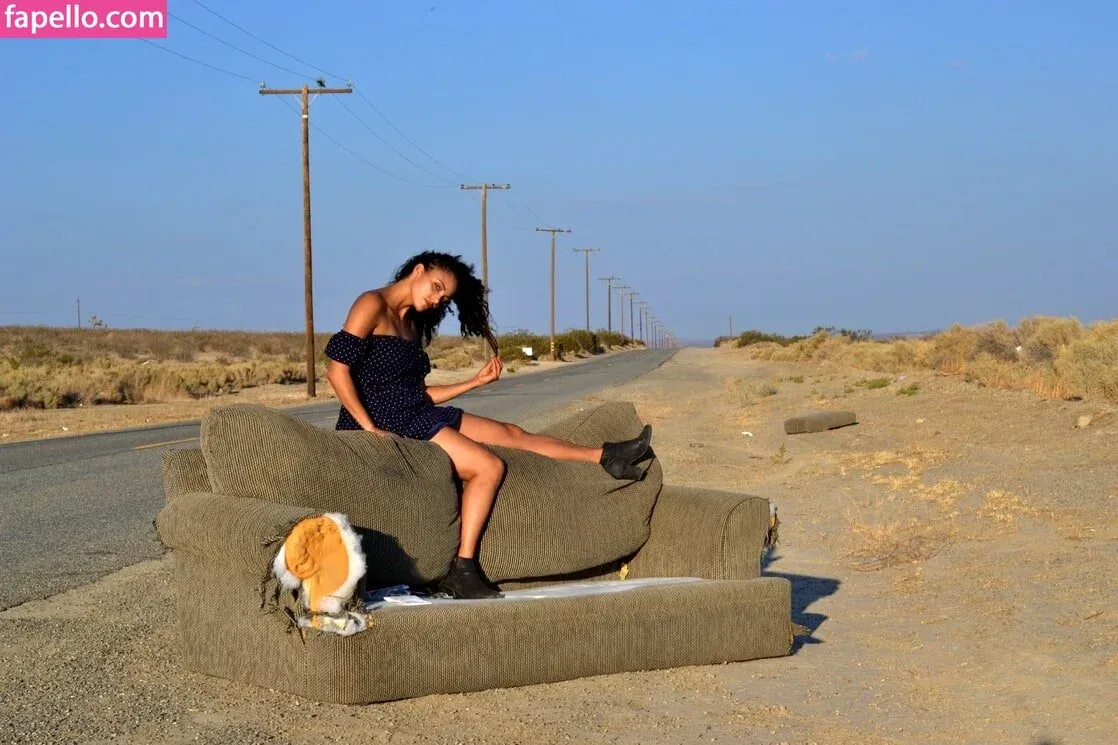 Gabrielle Walsh Onlyfans Photo Gallery 