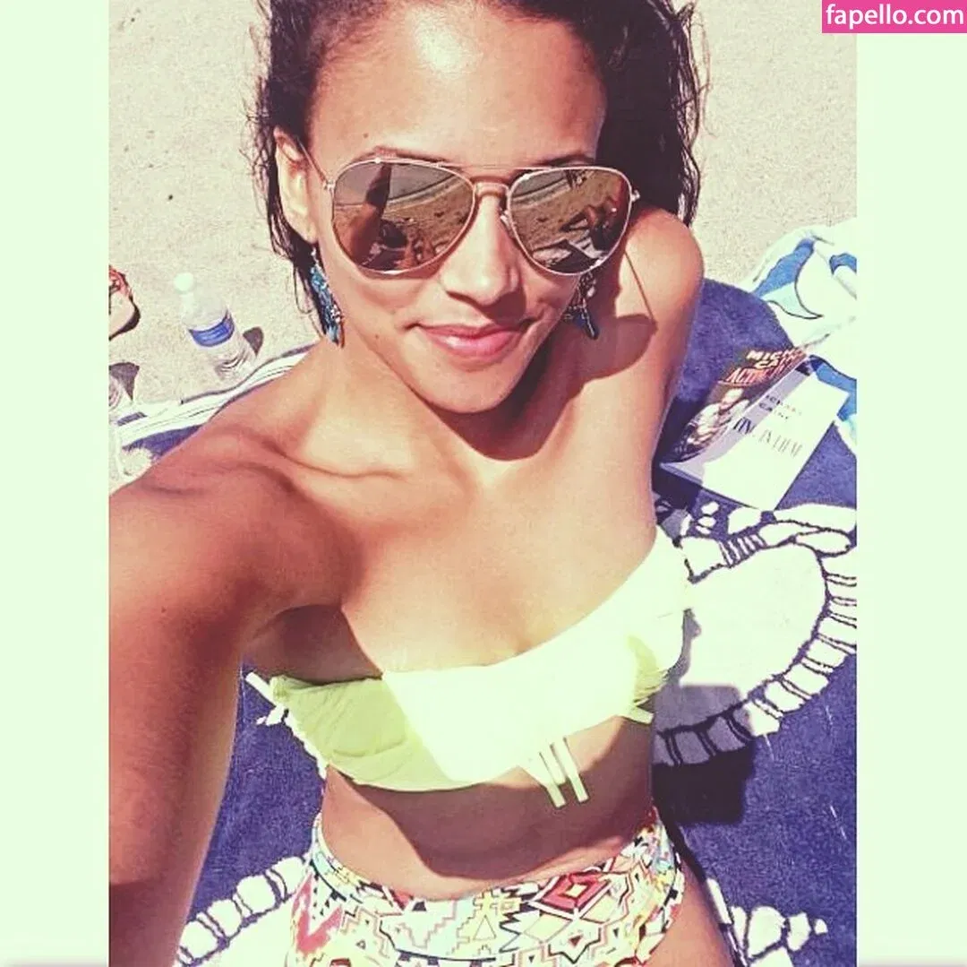 Gabrielle Walsh Onlyfans Photo Gallery 